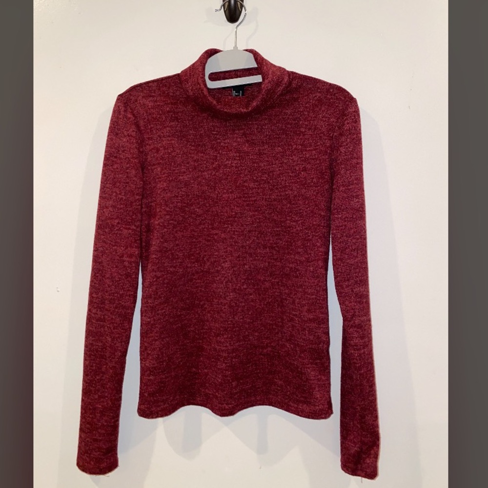 Fitted mock turtleneck sweater